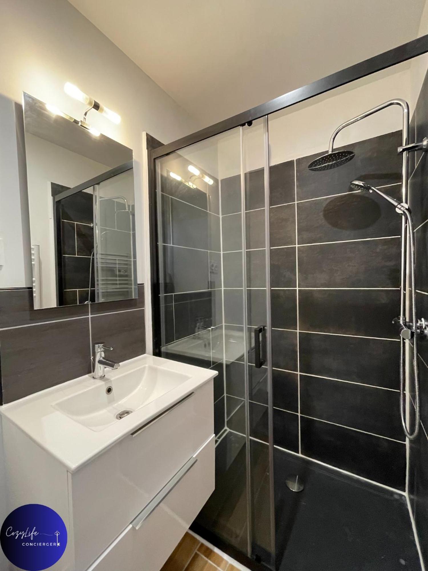 דירות Le Duplex Niortais By Cozylife - Calme Et Cosy מראה חיצוני תמונה